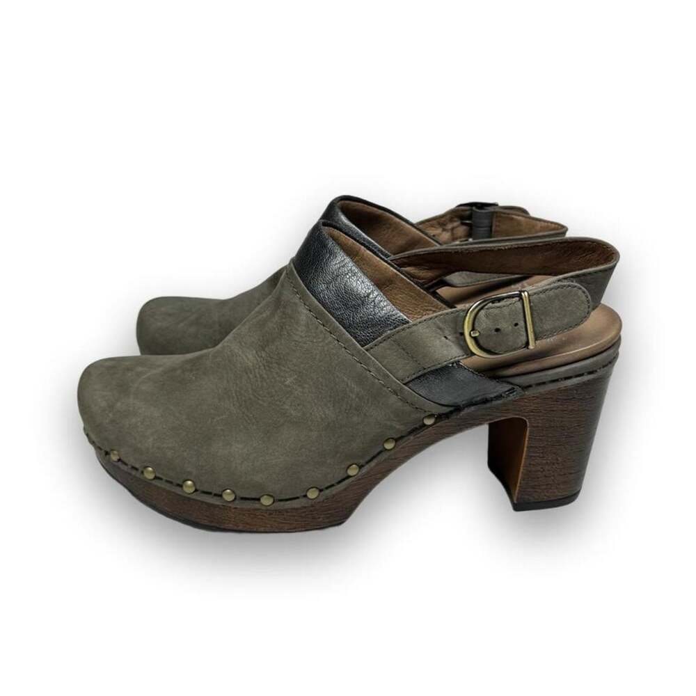 CHUNKY DANSKO “DELLE” STUDDED SLINGBACK CLOGS EU 40/US 9.5-10